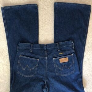 Vintage 1970’s Men’s Wrangler No Fault Bell Flare Jeans Size 34 x 32